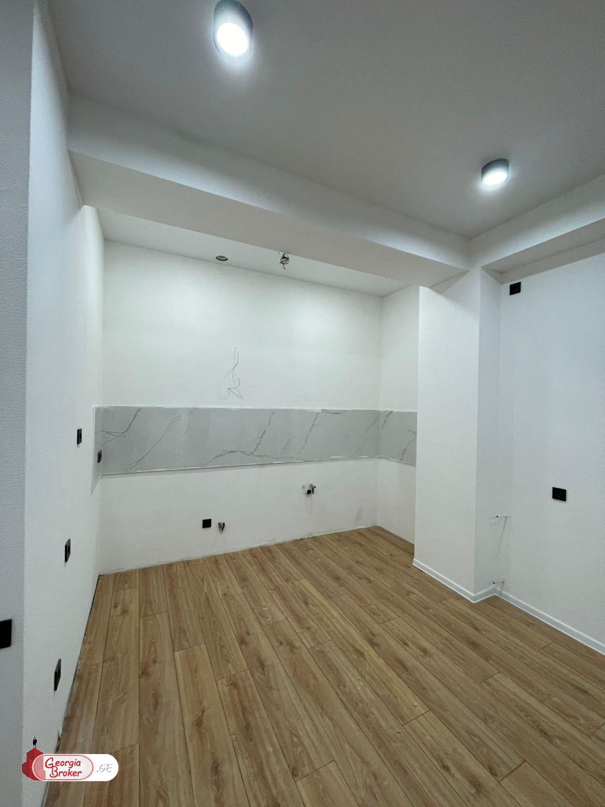 იყიდება ახალი გარემონტებული 3 ოთახიანი ბინა